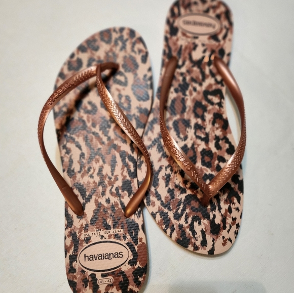 Havaianas Cheetah Print Sandals with Bronze Straps, Sz 11, EUC - Picture 9 of 11